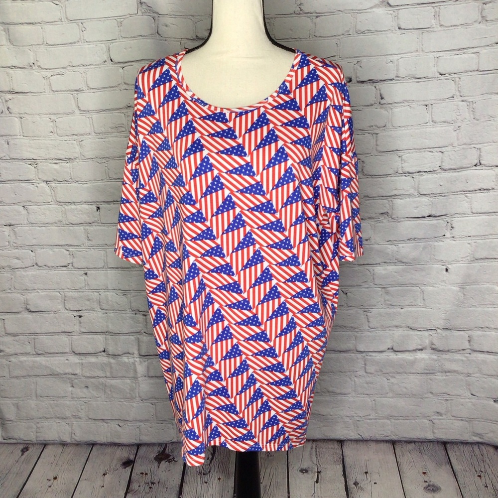 LuLaRoe Irma Americana Patriotic Flag Print Tea Medium